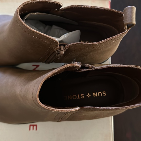 Sun + Stone Womens Tan Bootie Size 6 - Picture 5 of 6